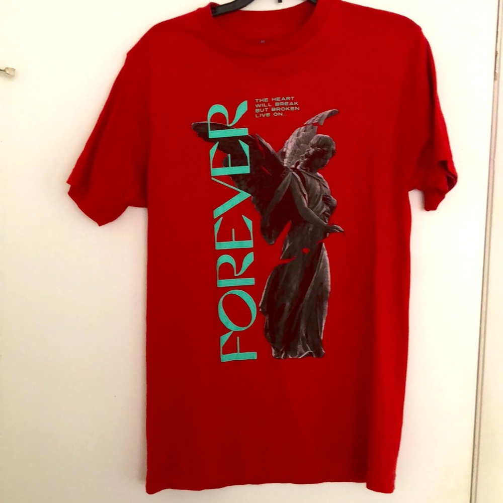 Fashion Nova Men Forever Angel red M tee shirt